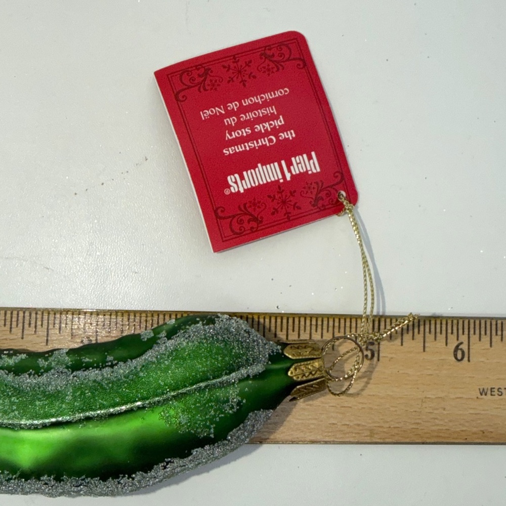 NWT Pier One 1 Imports Glass Christmas Pickle With Story 4.75” Made In Poland - Picture 5 of 6